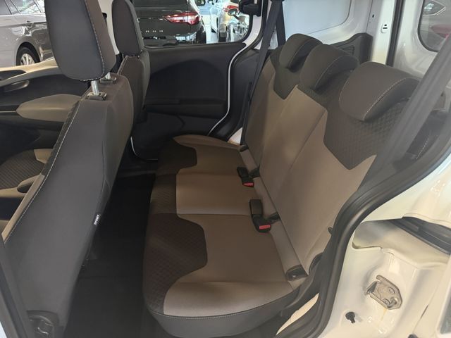 Ford Transit Courier 2020