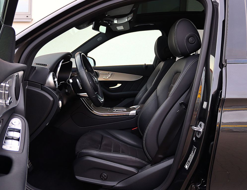 Mercedes-Benz GLC 300 2021