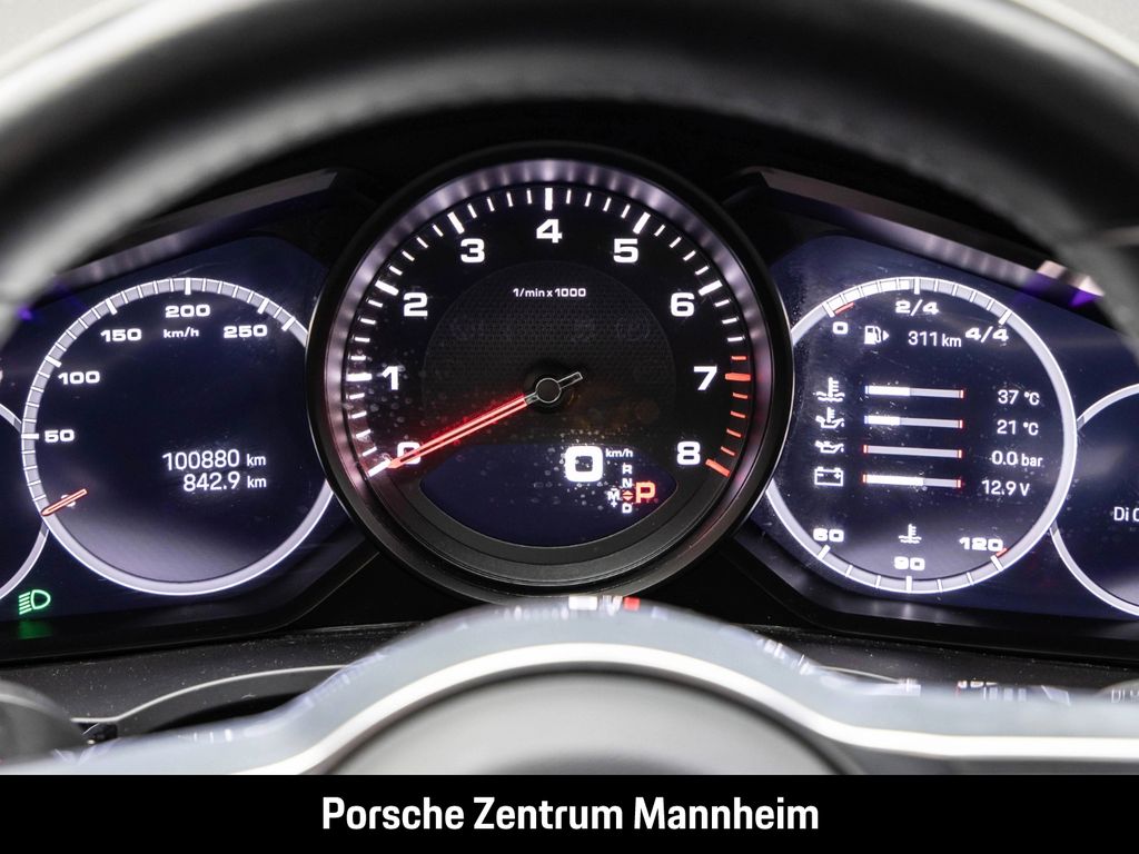 Porsche Cayenne 2022