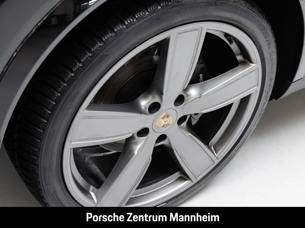 Porsche Cayenne 2022