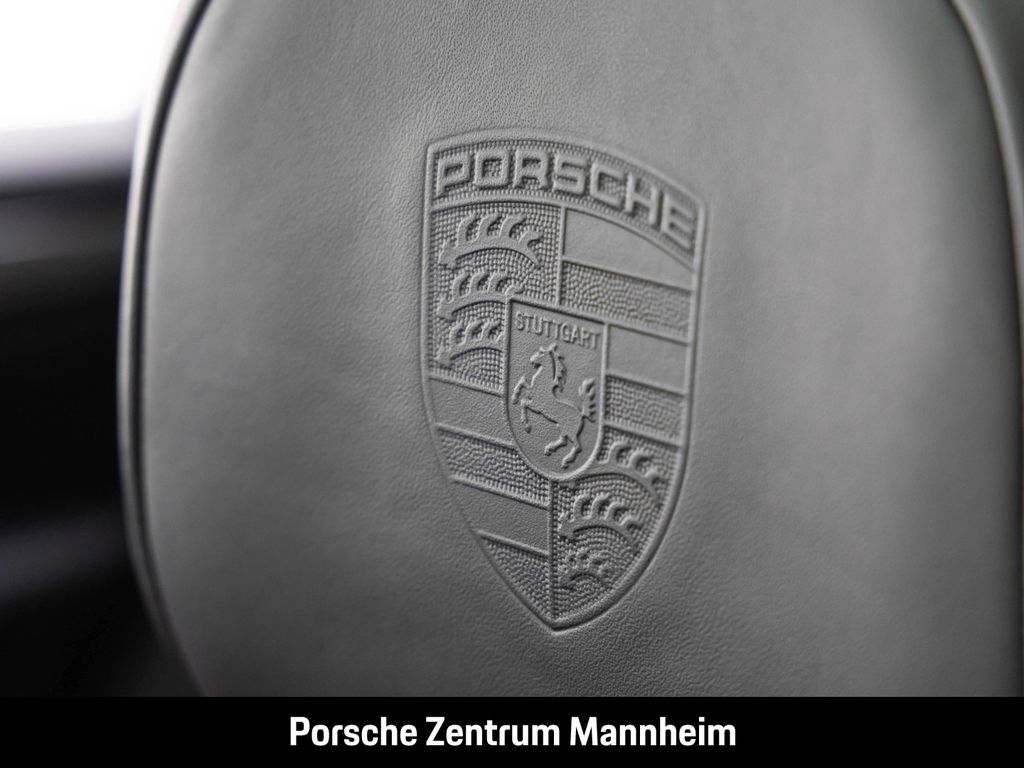 Porsche Cayenne 2022