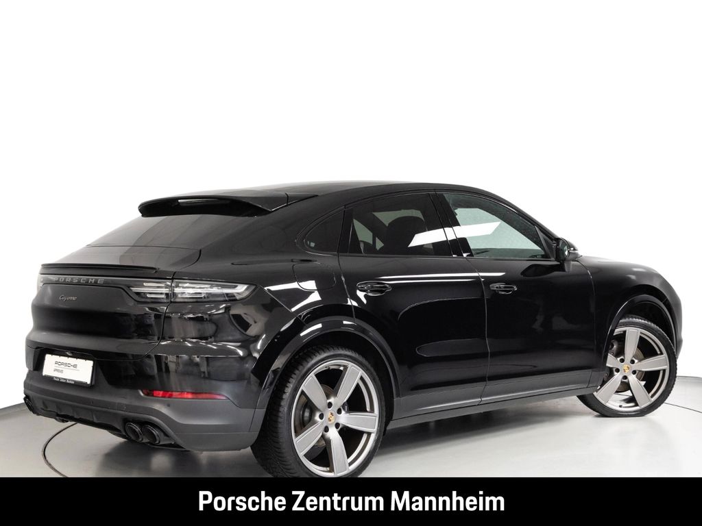 Porsche Cayenne 2022