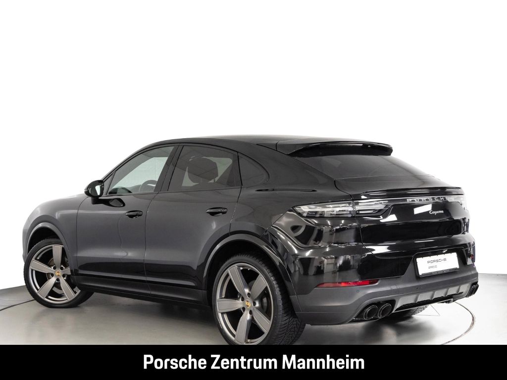 Porsche Cayenne 2022