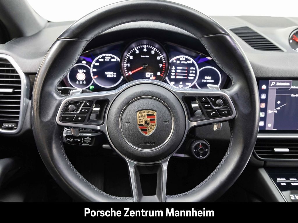 Porsche Cayenne 2022