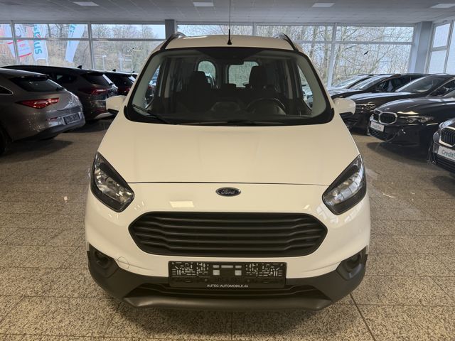 Ford Transit Courier 2020
