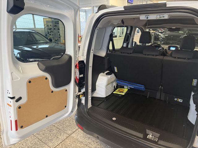 Ford Transit Courier 2020