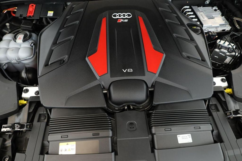 Audi RSQ8 2025