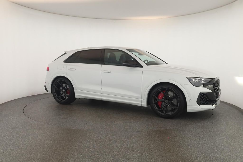 Audi RSQ8 2025