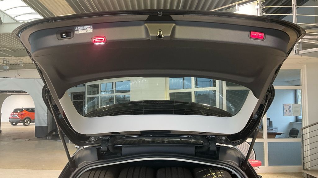 Mercedes-Benz C 300 2022