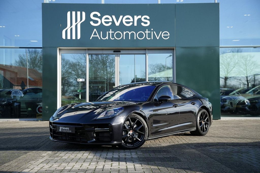 Porsche Panamera 2025