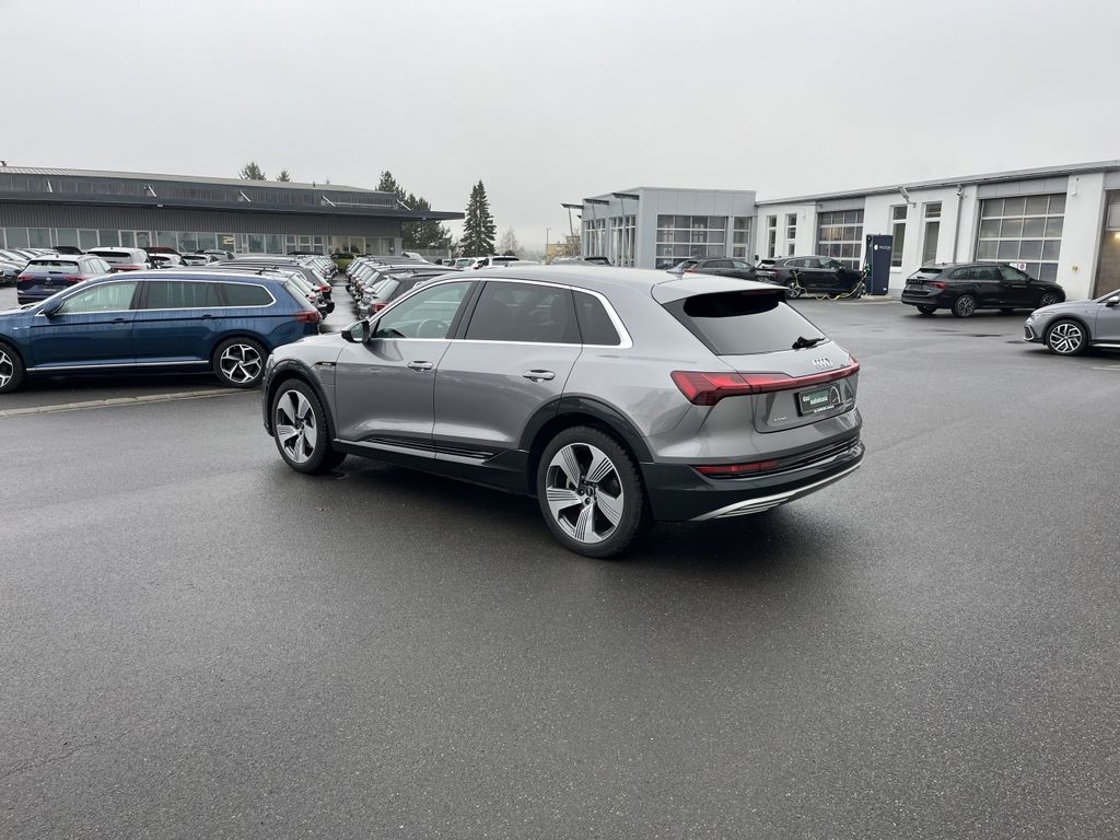 Audi e-tron 2022