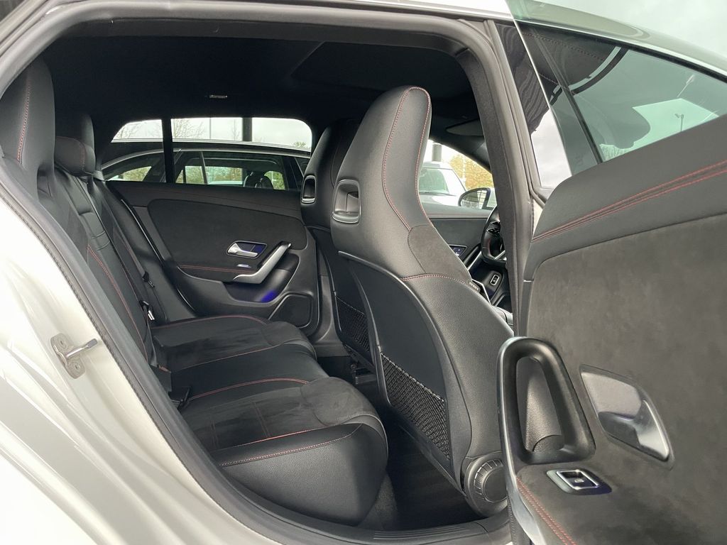 Mercedes-Benz CLA 200 Shooting Brake 2024