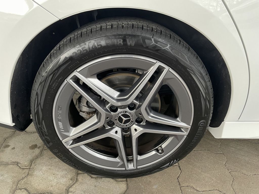 Mercedes-Benz CLA 200 Shooting Brake 2024