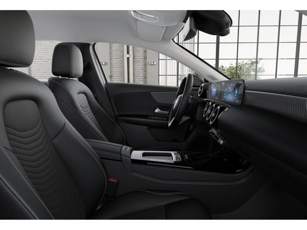 Mercedes-Benz A 250 2025