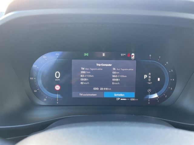 Volvo XC40 2025