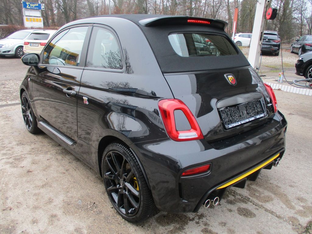 Abarth 695C 2023