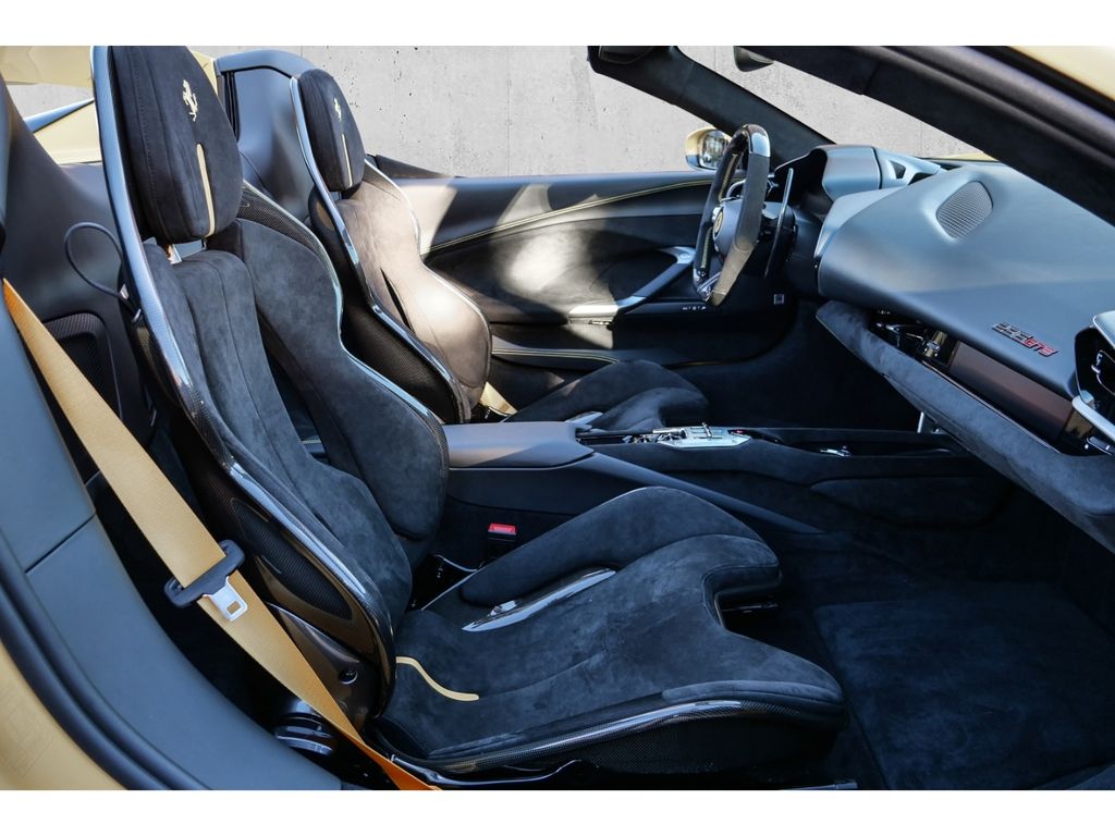 Ferrari 296 GTS 2025