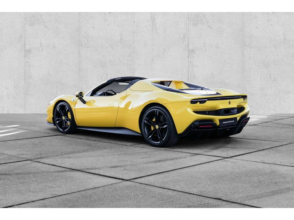 Ferrari 296 GTS 2025