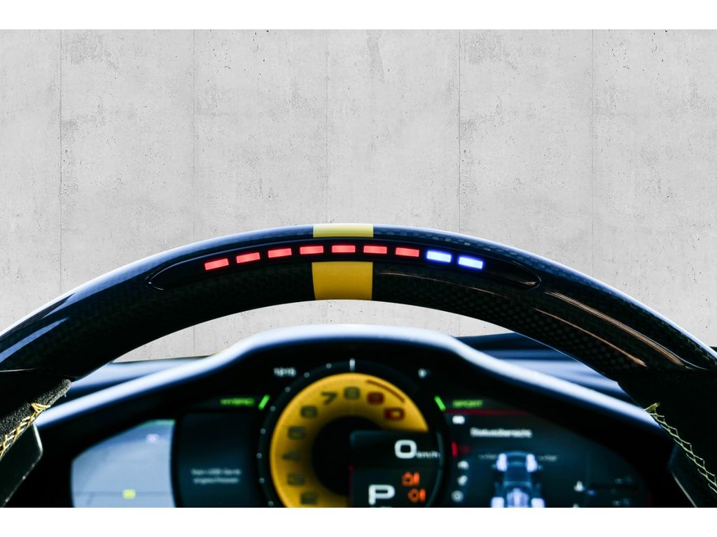 Ferrari 296 GTS 2025