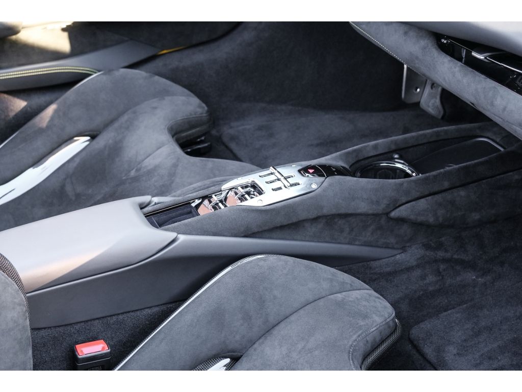 Ferrari 296 GTS 2025