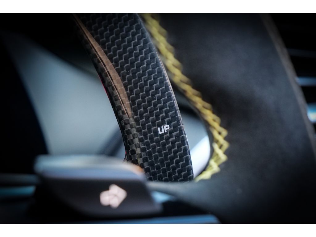 Ferrari 296 GTS 2025