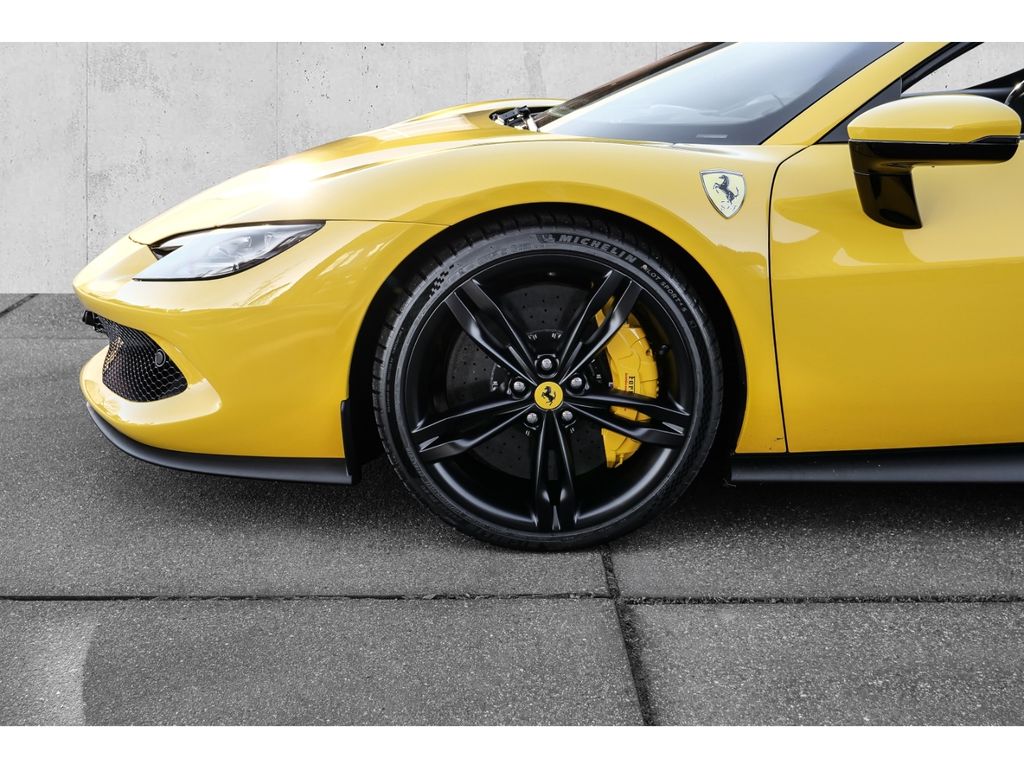 Ferrari 296 GTS 2025