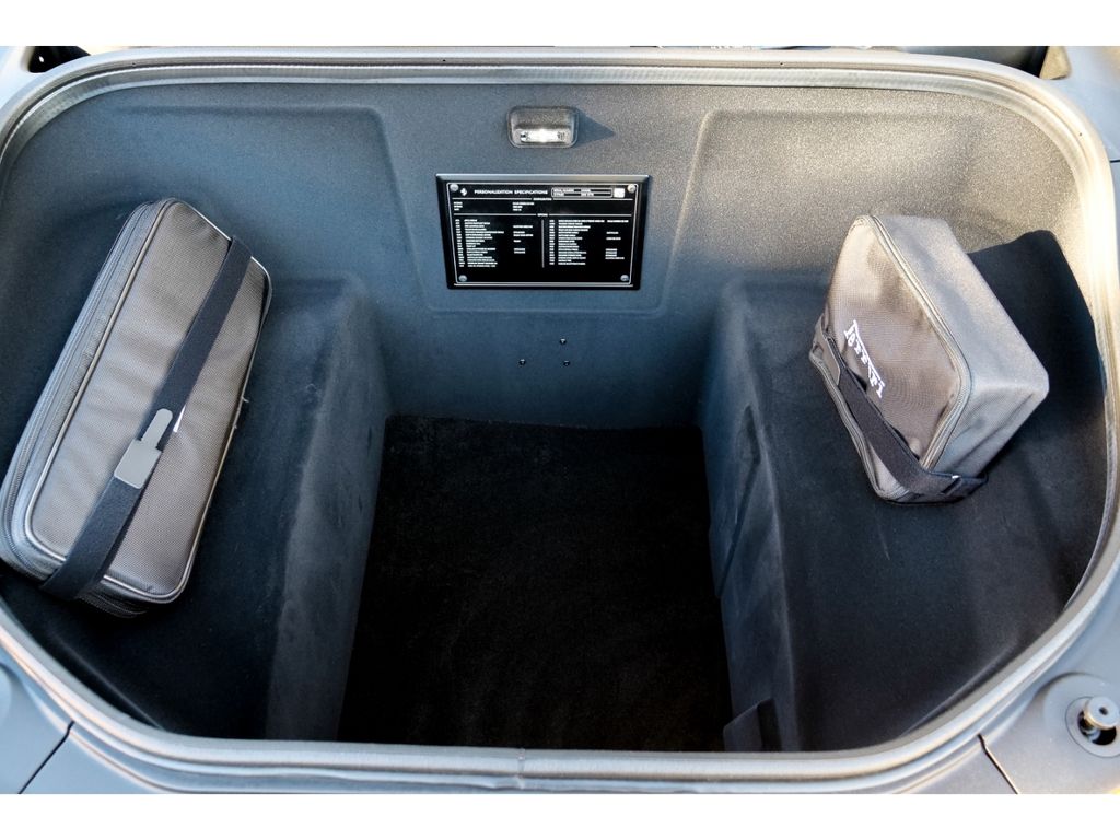 Ferrari 296 GTS 2025