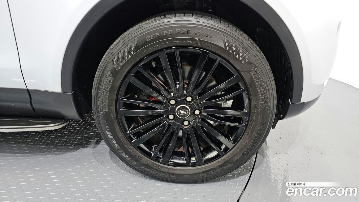 Land Rover Discovery 2018