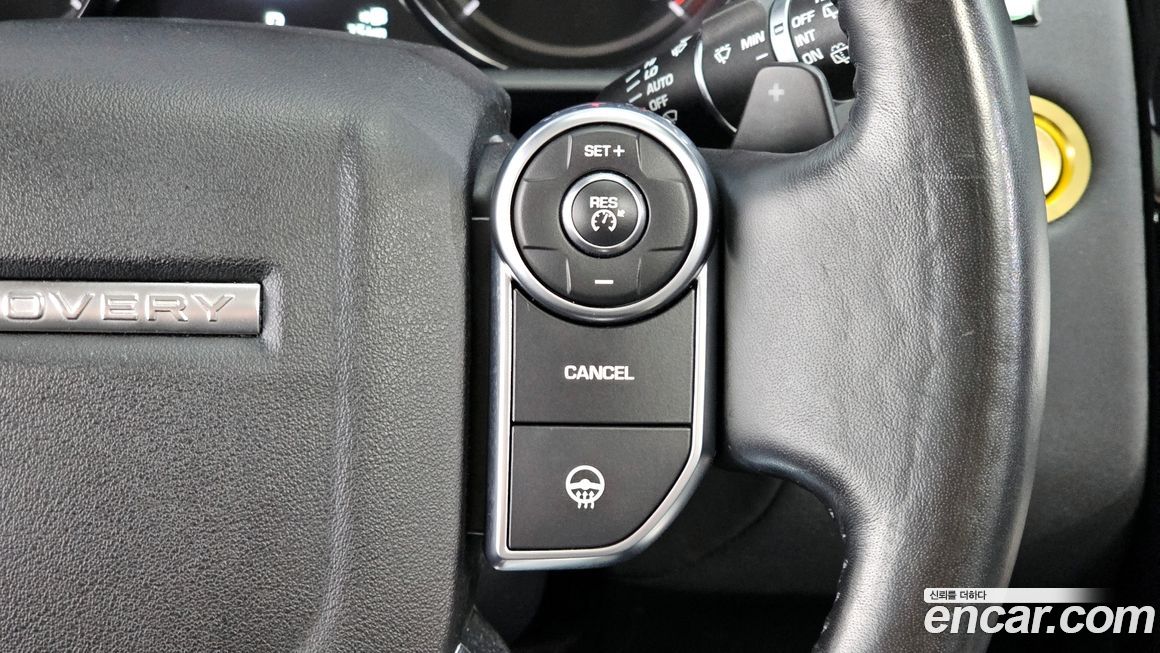 Land Rover Discovery 2018