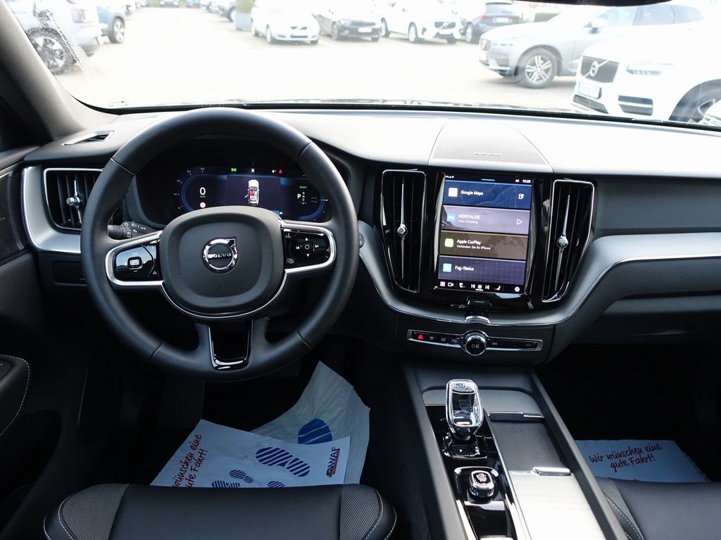 Volvo XC60 2025