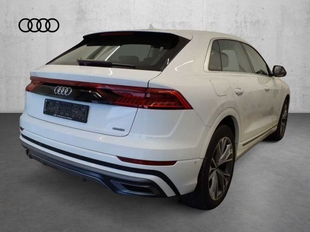 Audi Q8 2021