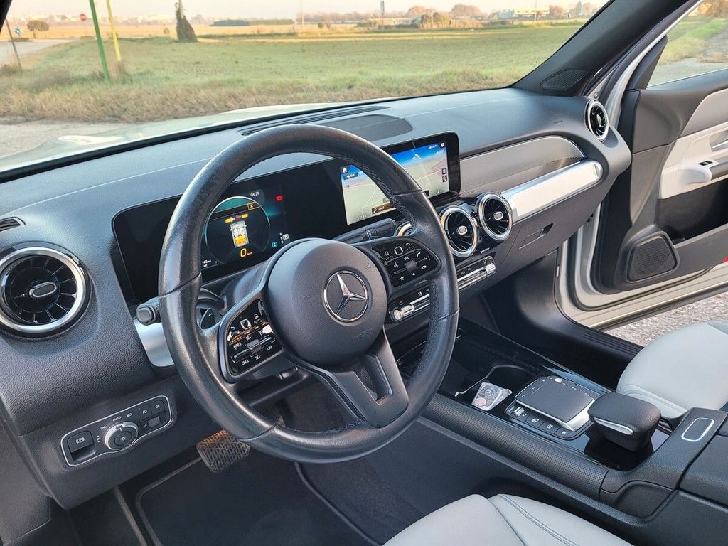 Mercedes-Benz GLB 180 2022