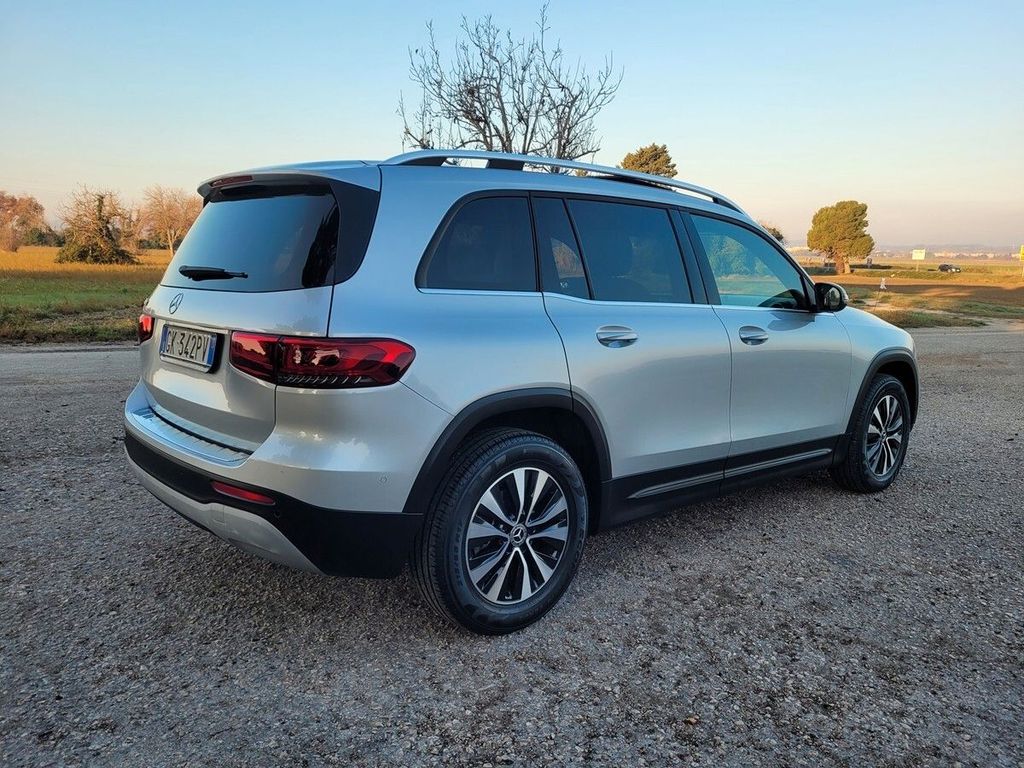 Mercedes-Benz GLB 180 2022