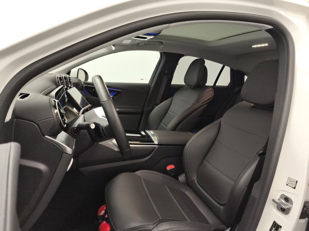 Mercedes-Benz GLC 300 2023