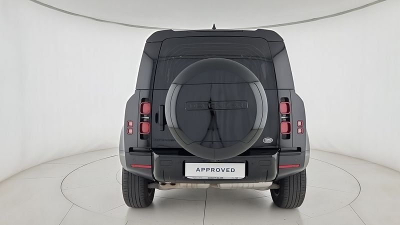 Land Rover Defender 2023