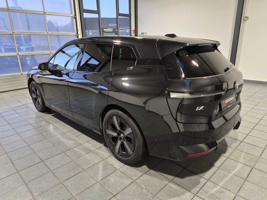 BMW iX 2023