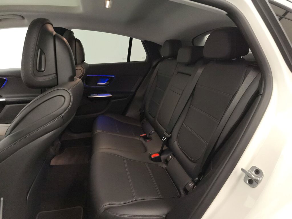 Mercedes-Benz GLC 300 2023