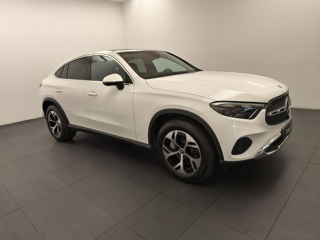 Mercedes-Benz GLC 300 2023