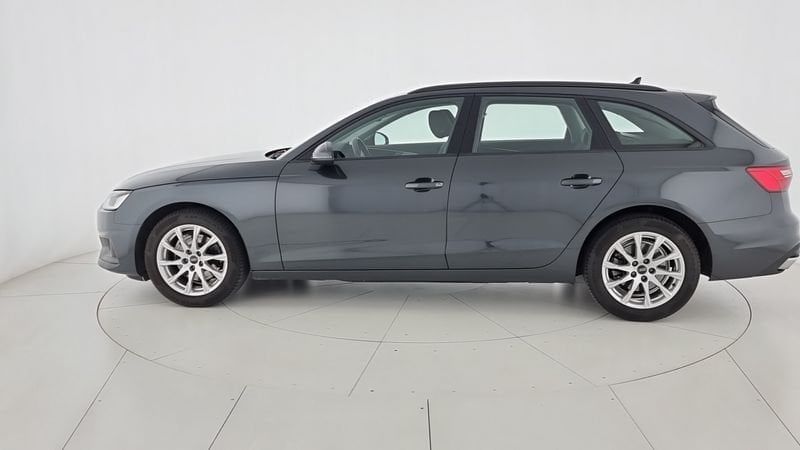 Audi A4 2023