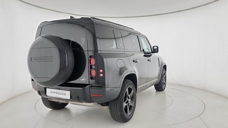 Land Rover Defender 2023