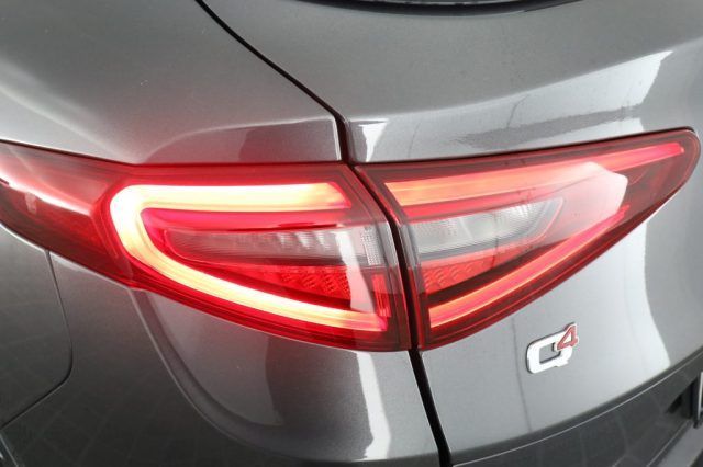 Alfa Romeo Stelvio 2023