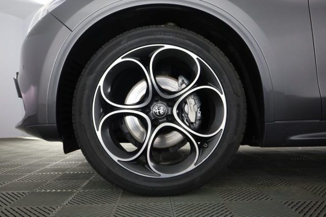 Alfa Romeo Stelvio 2023