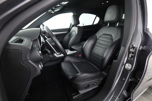 Alfa Romeo Stelvio 2023