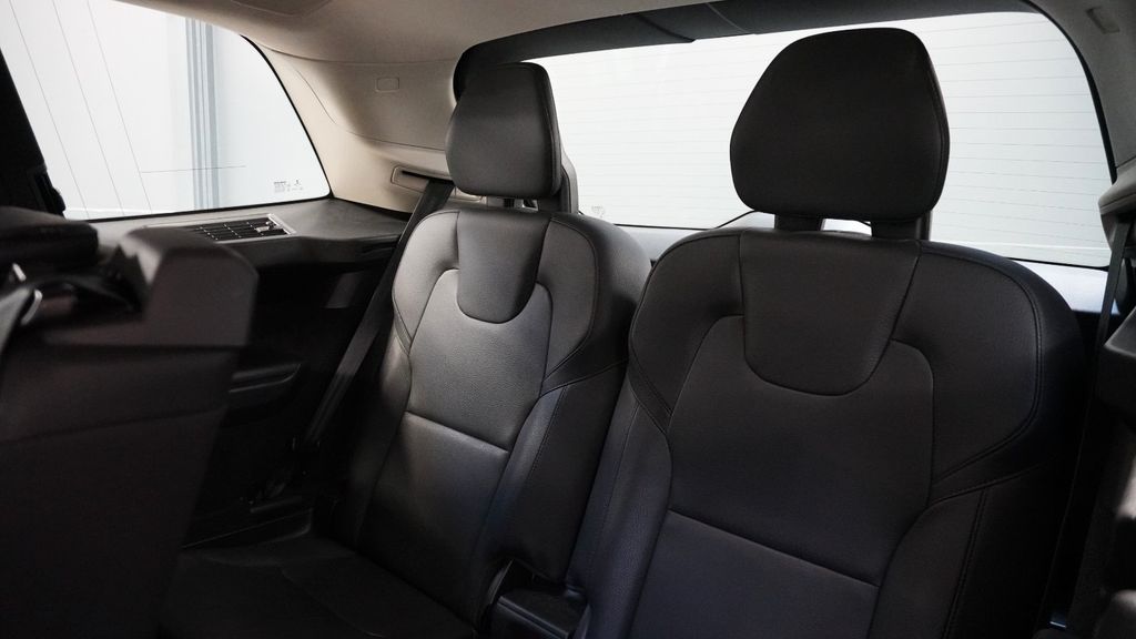 Volvo XC90 2022