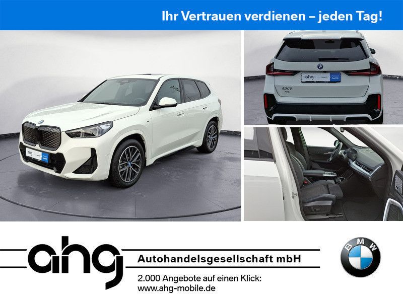 BMW iX1 2024