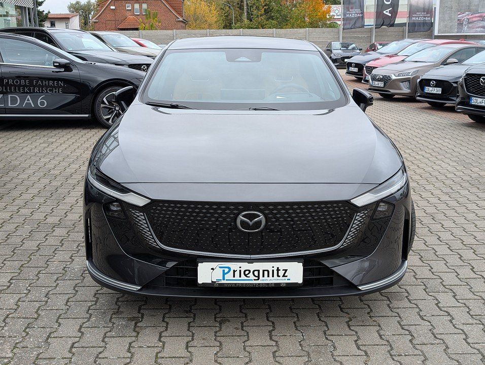Mazda 6e 2025