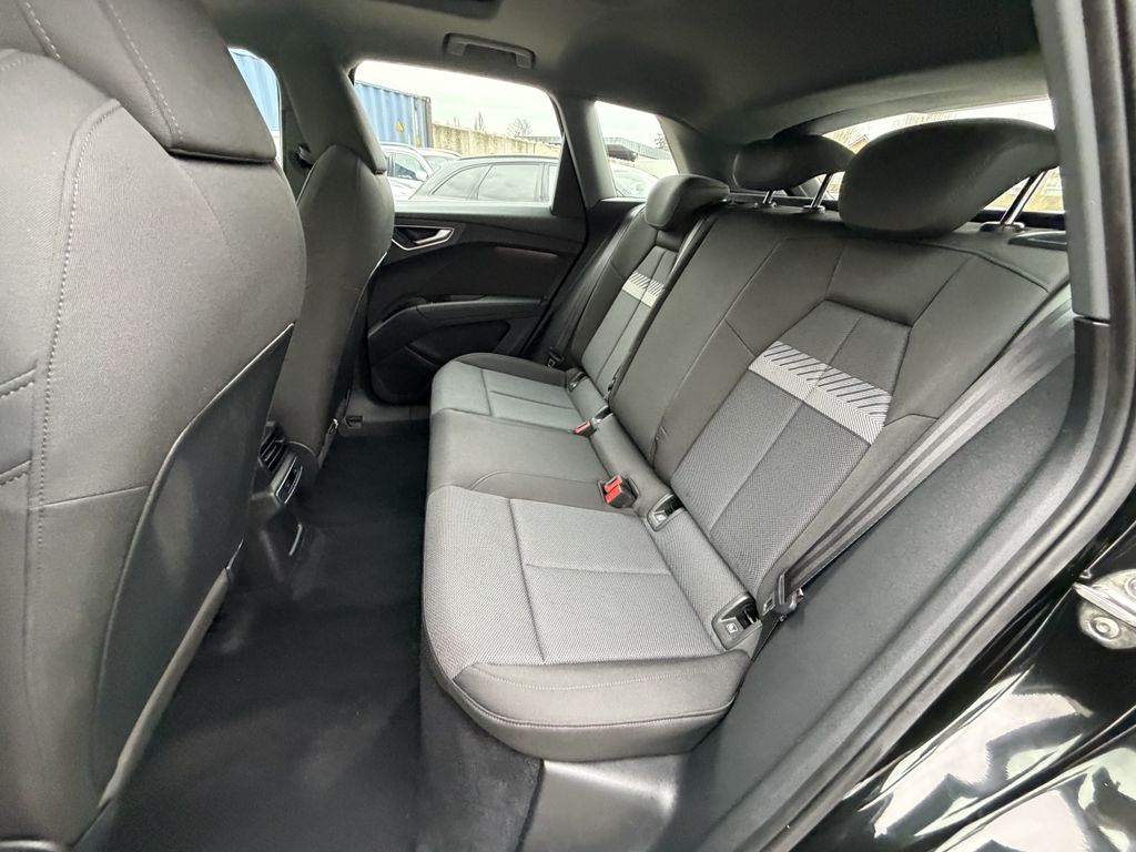 Audi Q4 e-tron 2021