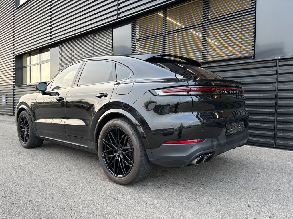 Porsche Cayenne 2024