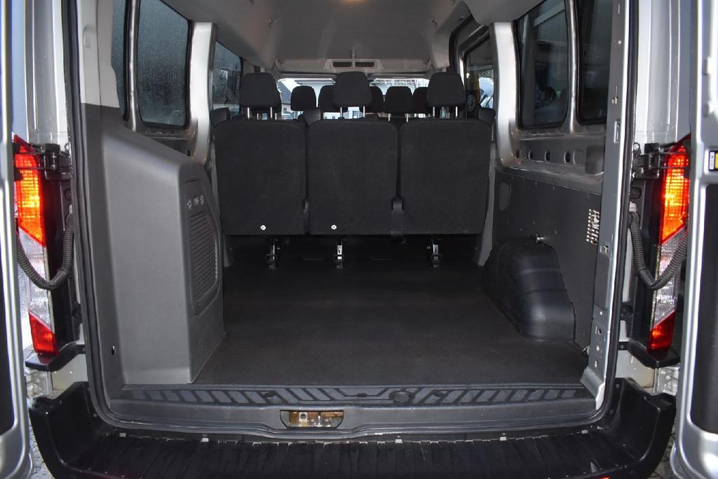 Ford Transit 2021