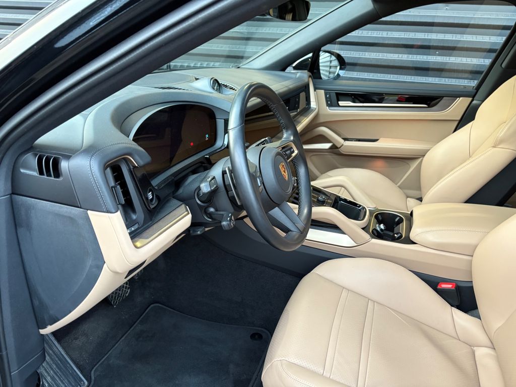 Porsche Cayenne 2024